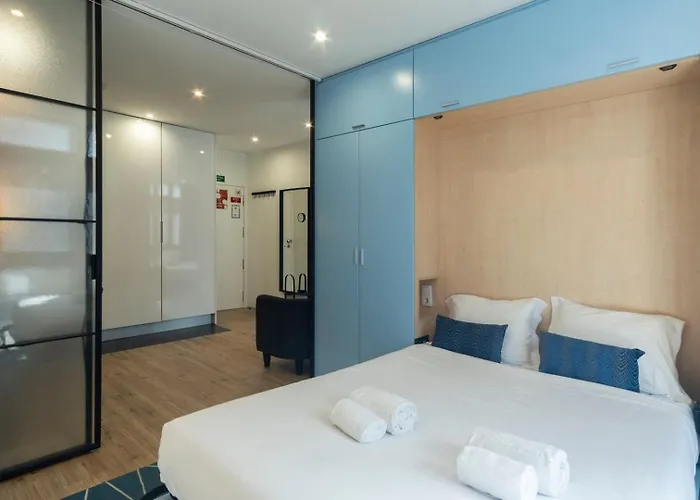 Daire Guestready - Blue Douro